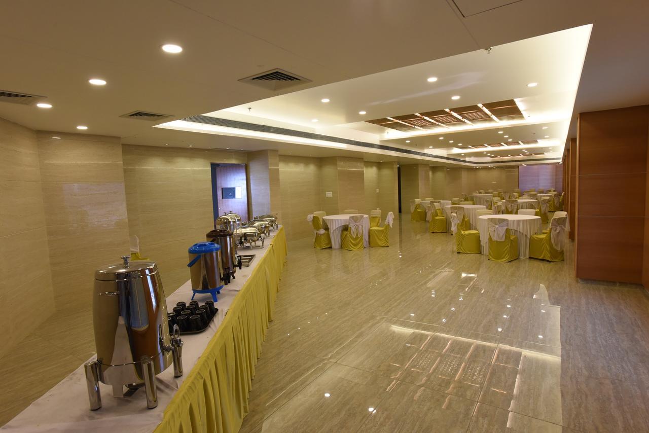 Hotel H - Sandhill Hotels Private Limited Ānand المظهر الخارجي الصورة